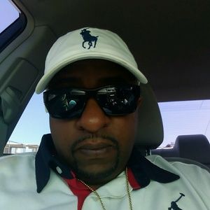 Meet your Posher, Mack