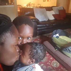 Meet your Posher, Akima