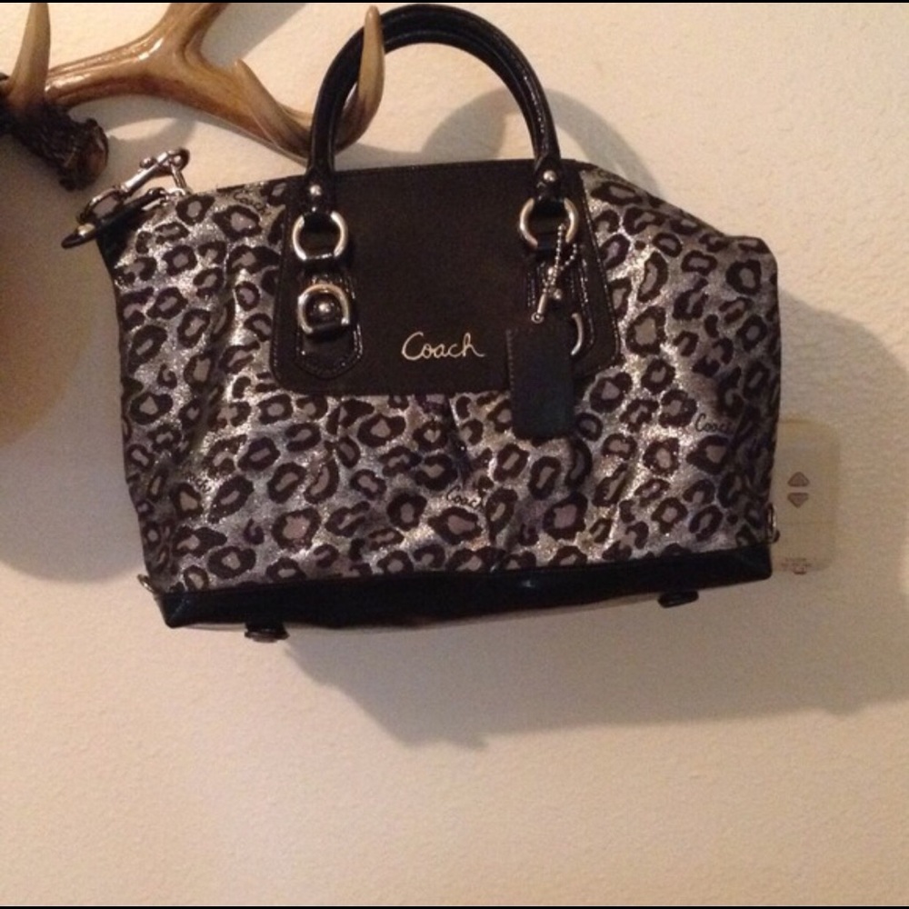 ‼️ FLASH SALE ‼️ Authentic Coach handbag