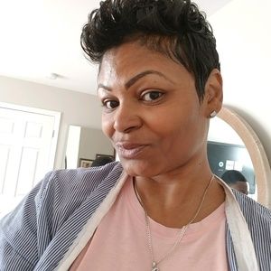 Meet your Posher, Nichole