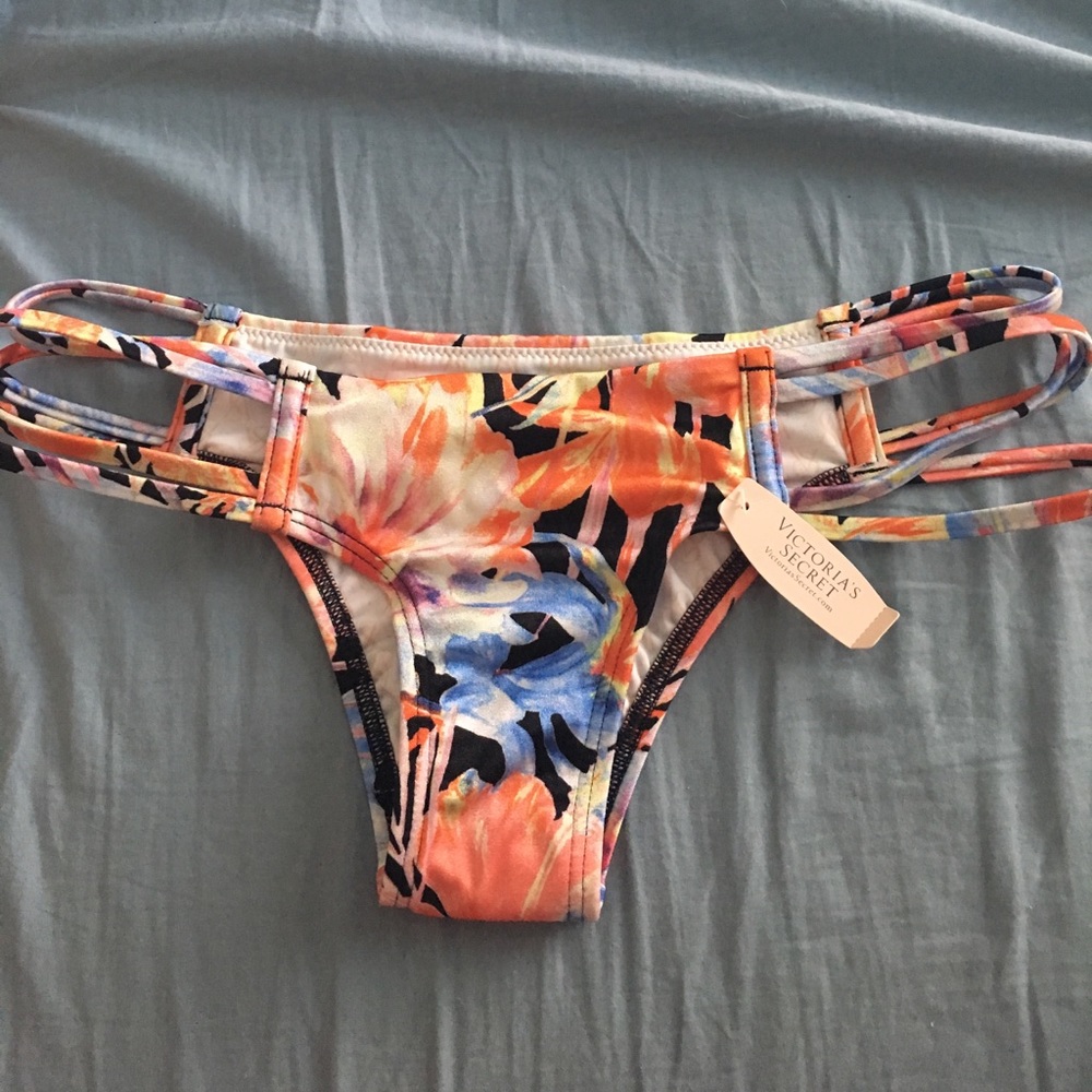 Victoria secret cheeky bikini bottoms XS