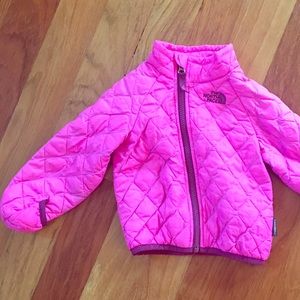 The North Face toddler girls' Thermoball coat