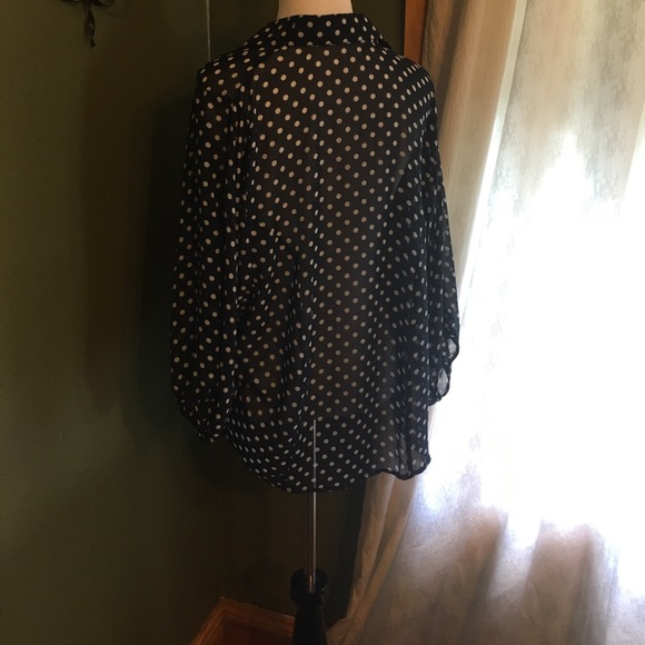 Sheer top - Picture 3 of 4