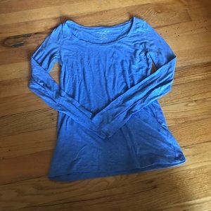 American Eagle tee size S- good shape!