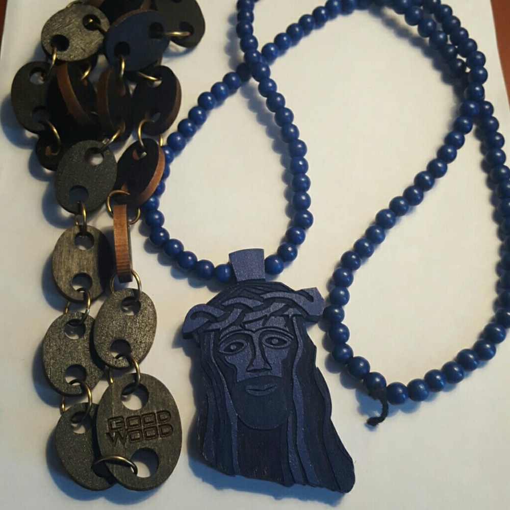 Good Wood necklaces. Christhead & G link necklace