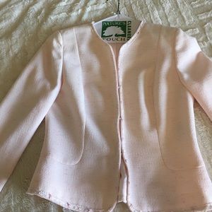 Feminine pink blazer