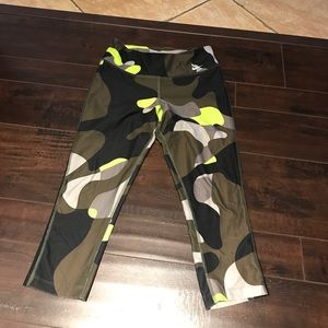 Nike camouflage drifit leggings