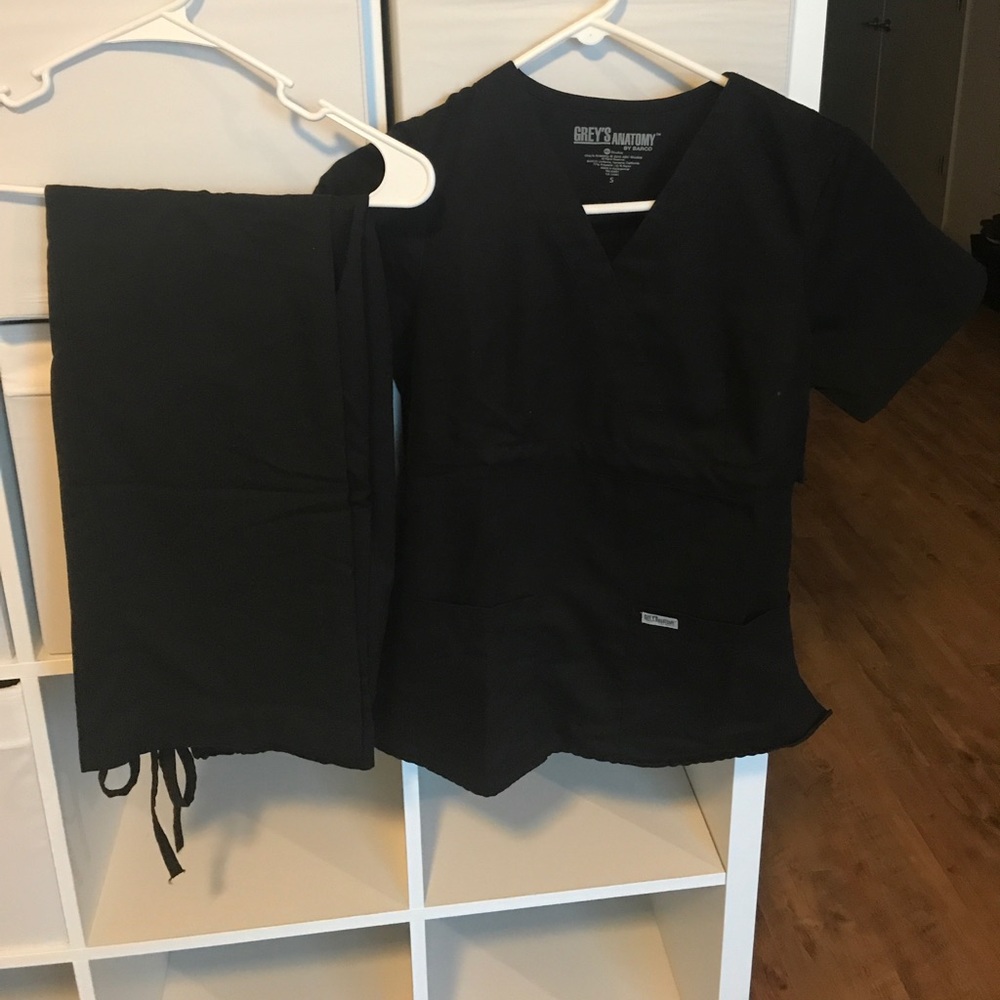 Grey's Anatomy Scrubs Black Small 😊🙌🏼