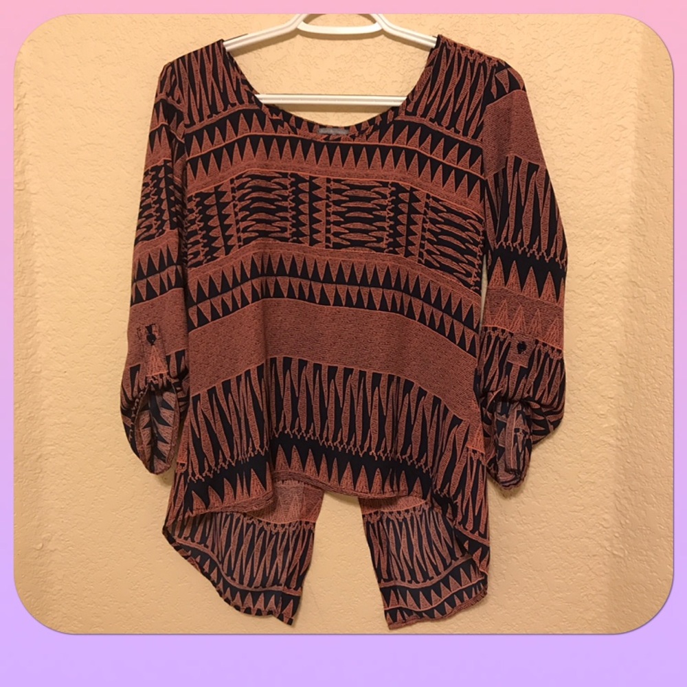 🔥🔥BRAND NEW LIKE CHARLOTTE RUSSE BLOUSE