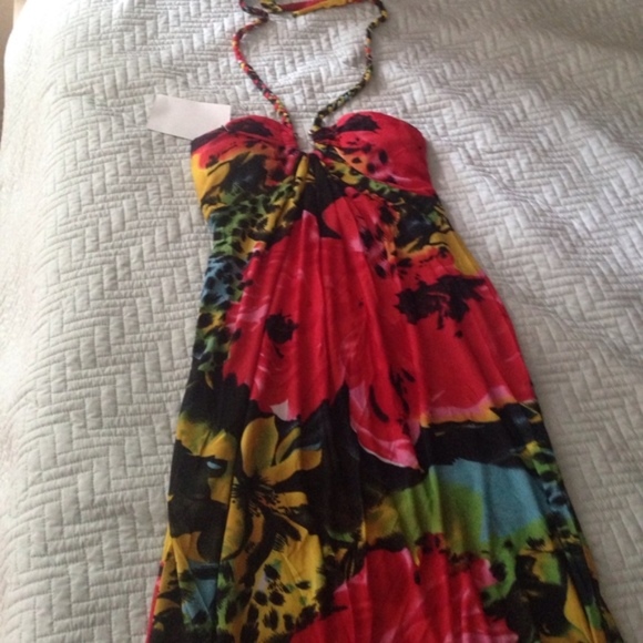 cm Dresses & Skirts - Tropical floral print maxi in size medium