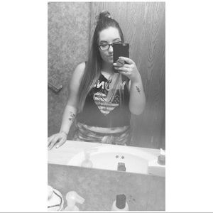 Meet your Posher, Vanessa