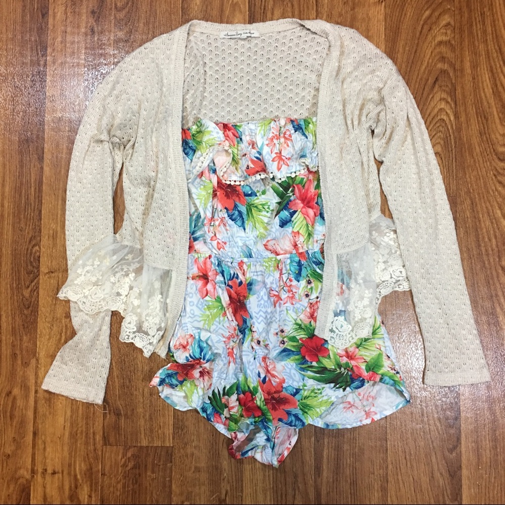 Gorgeous Boho Crochet Lace Floral Romper - Picture 2 of 6