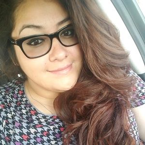 Meet your Posher, Mariana