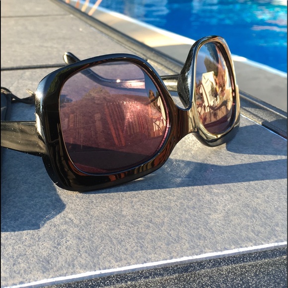 new SUNGLASSES - Picture 3 of 4