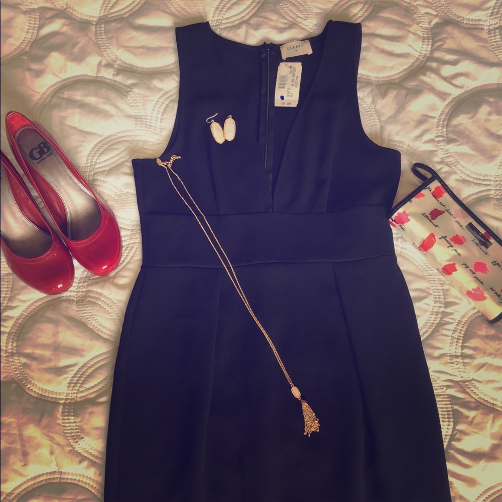 Little Black Dress // Everly // size M // low cut