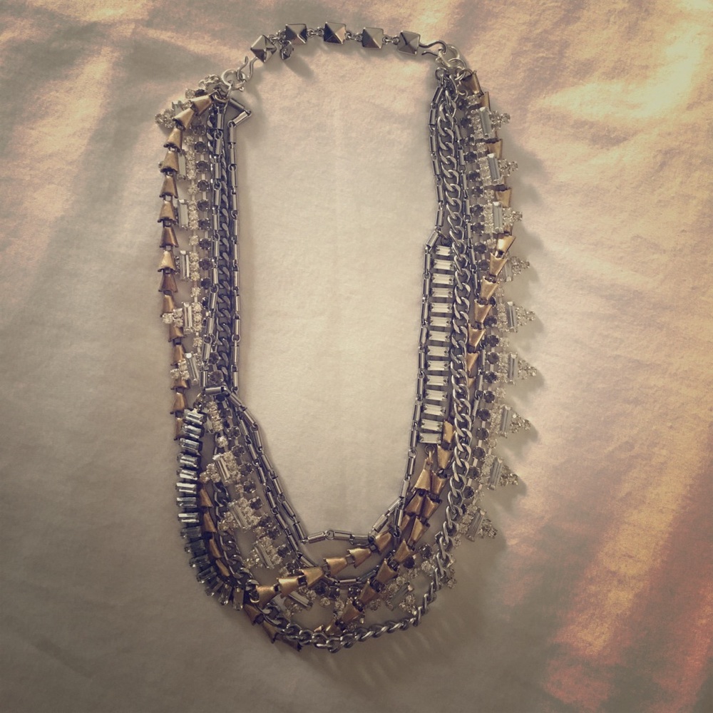 Stella & Dot Sutton Statement Necklace
