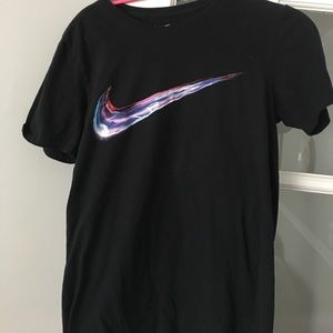 Nike swoosh t