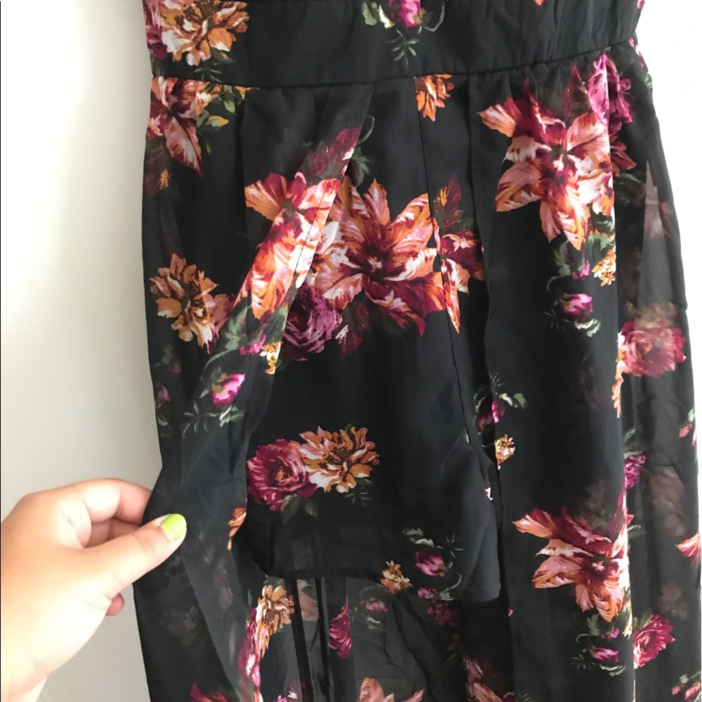 Gorgeous jumpsuit brand new - Picture 3 of 4