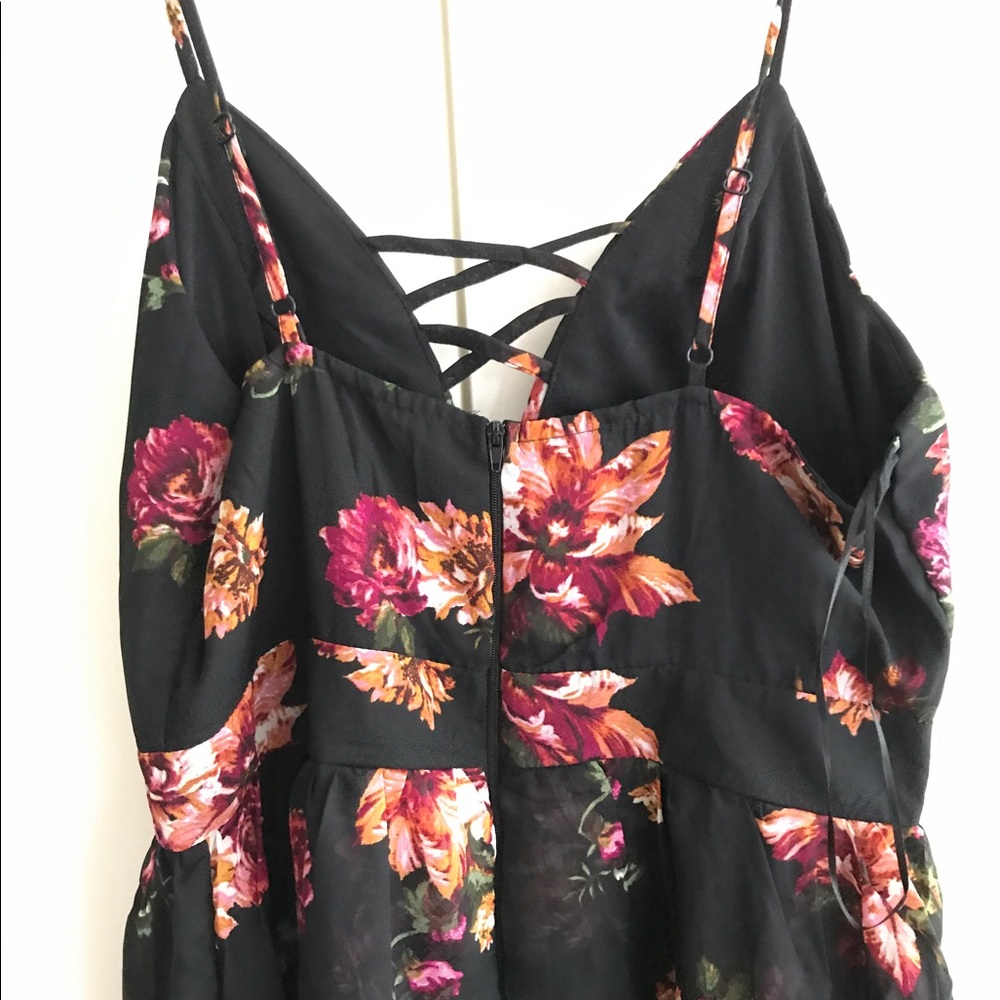 Gorgeous jumpsuit brand new - Picture 4 of 4