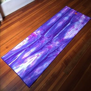 Yogitoes skidless yoga towel