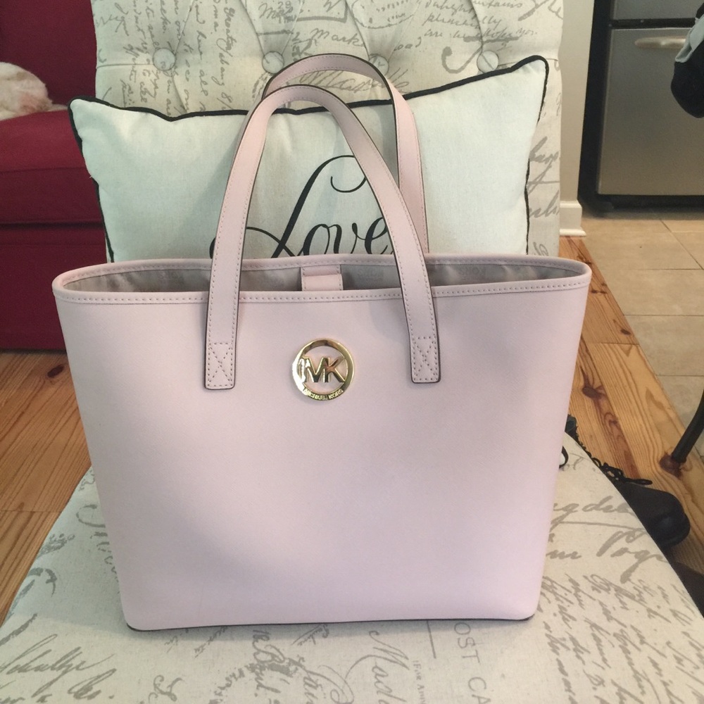 Michael kors ballet pink handbag