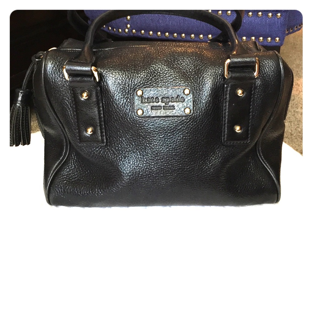 🍋🌴 SALE🍋🌴 KATE spade small tassel soft leather handbag