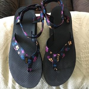 Platform Teva Sandals