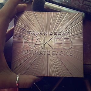 Naked Ultimate Basics Palette!