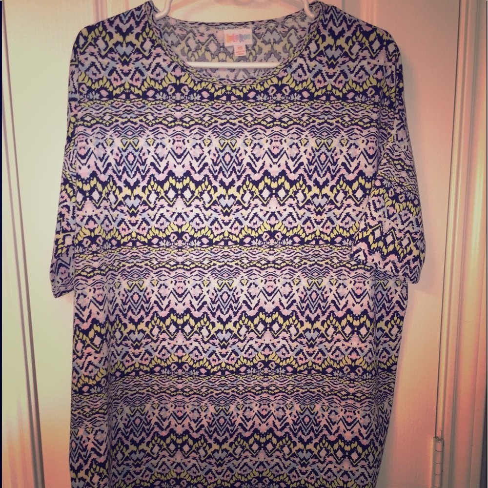 Lularoe // 🦄 Irma // XS // Barely Worn