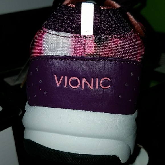vionic pink sneakers