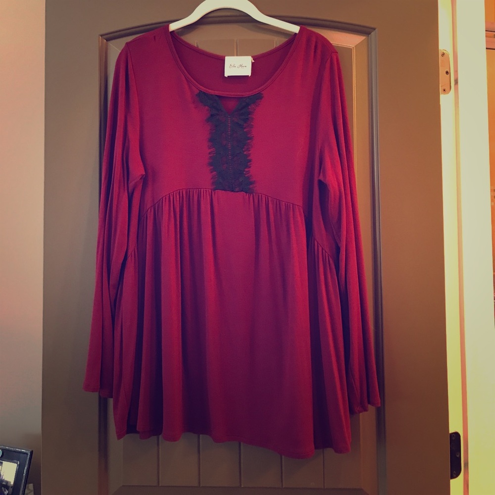 NWOT Red lace boutique babydoll top size large