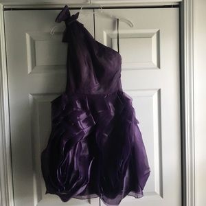 Knee length, amazing dress!