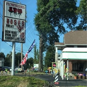 Meet your Posher, Saber