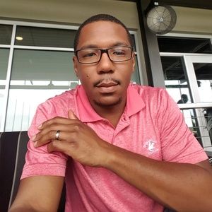 Meet your Posher, Lonnie