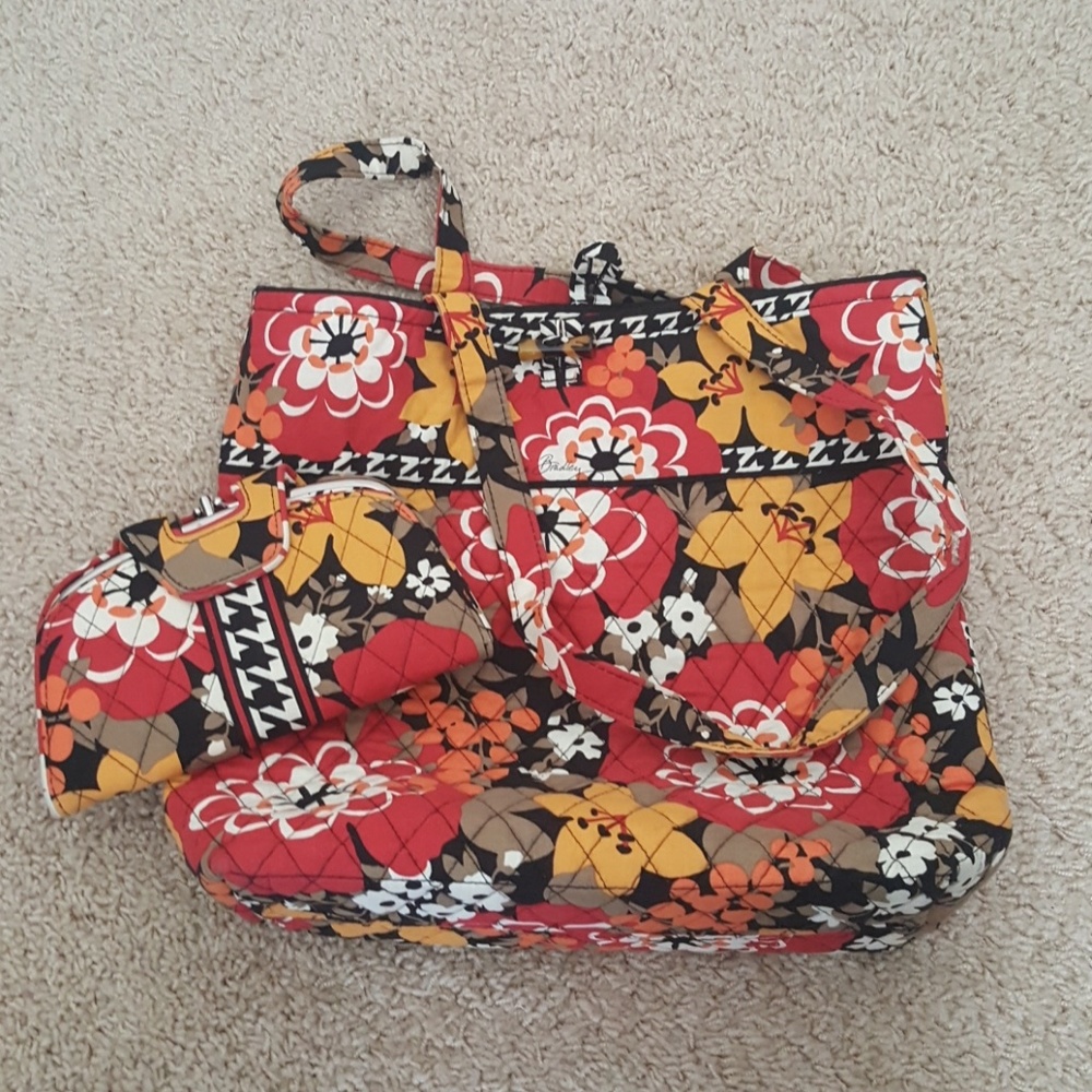Vera Bradley tote with wallet