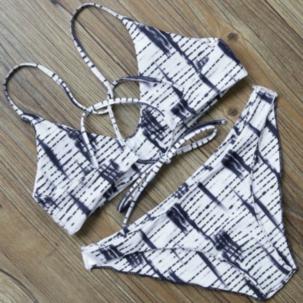 Strappy Color Mix Bikini Set
