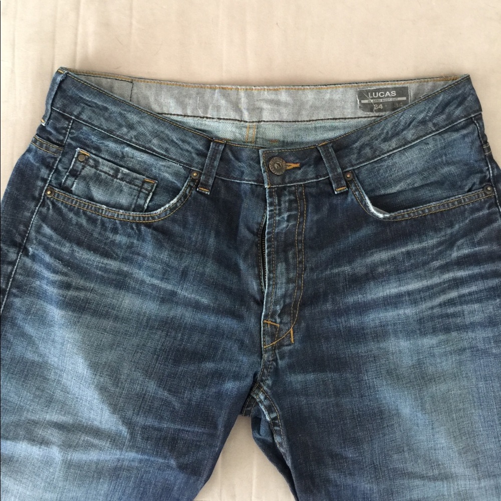 Buckle buffalo jeans