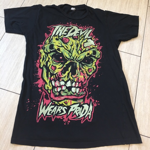 The Devil Wears Prada Extra Soft Tee - Picture 1 of 6