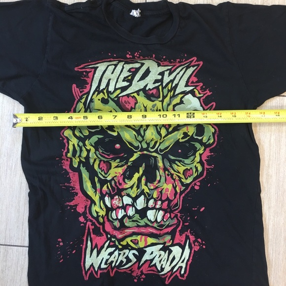 The Devil Wears Prada Extra Soft Tee - Picture 6 of 6