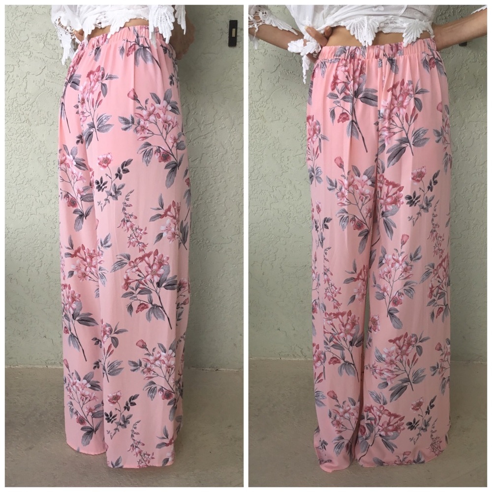 ๐ Was $38 Floral Slit Pants - Picture 3 of 4