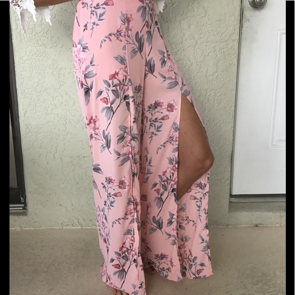 ๐ Was $38 Floral Slit Pants - Picture 4 of 4