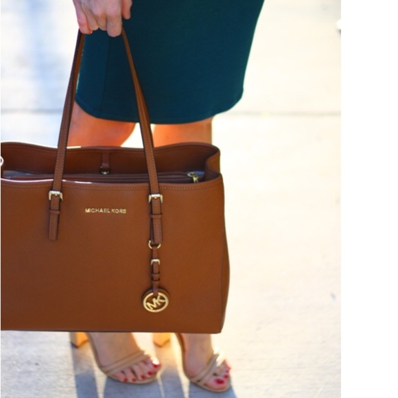 MICHAEL Michael Kors Handbags - Michael Kors Large Jet Set Saffiano