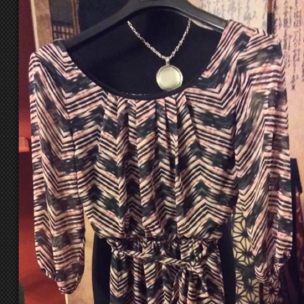 Lily Rose XS Mini Dress 3/4 Sleeve Lined Pink Gray