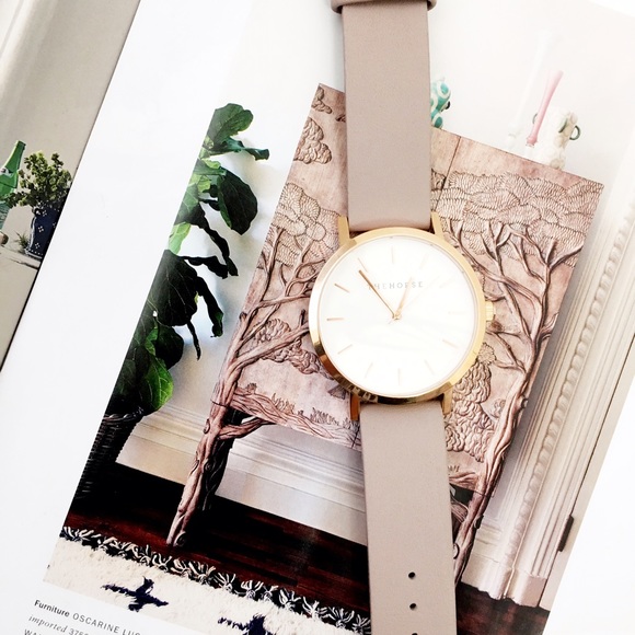 T h e  H o r s e • Original Blush Rose Gold Watch - Picture 4 of 8