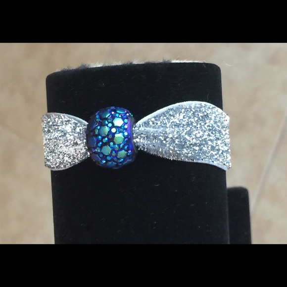 Hair Ties/ Bracelets - Picture 6 of 8