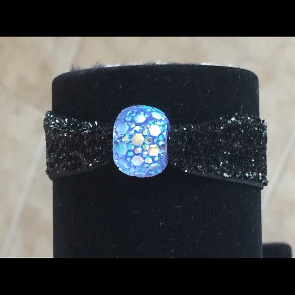 Hair Ties/ Bracelets - Picture 7 of 8