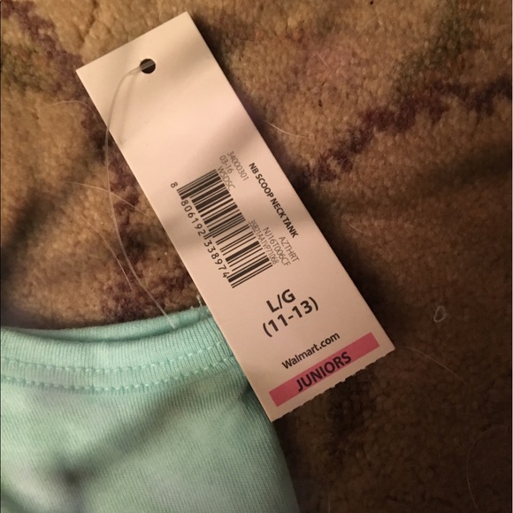 CUTE TANK TOP🌠 - Picture 2 of 2