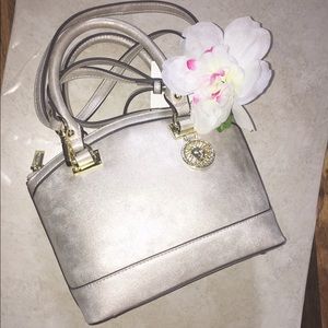 Ann Klein timeless tote