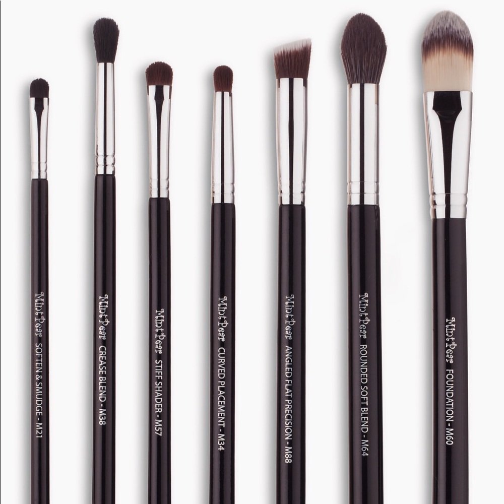 MintPear 7 piece makeup brush set