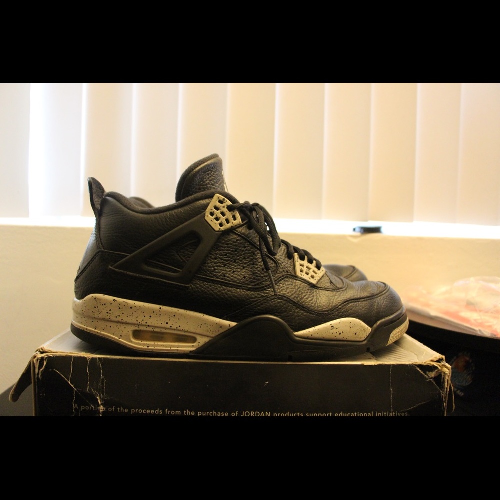 Air Jordan Retro Oreo 4's